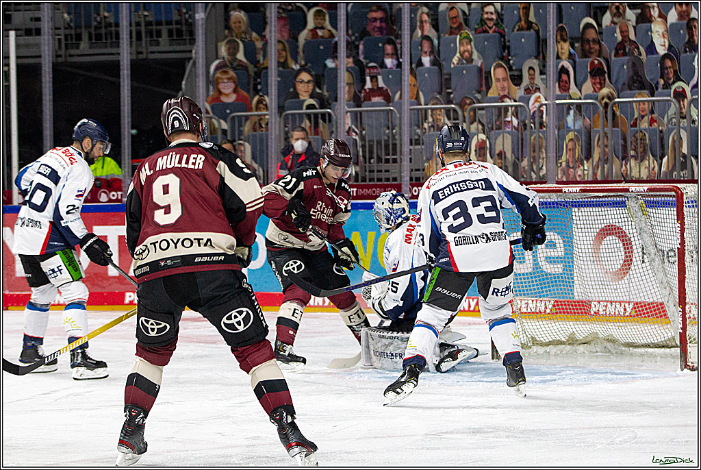 PENNY DEL;  Koelner Haie - Straubing Tigers; Koeln, 14.04.2021